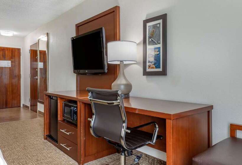 בית מלון כפרי Comfort Inn