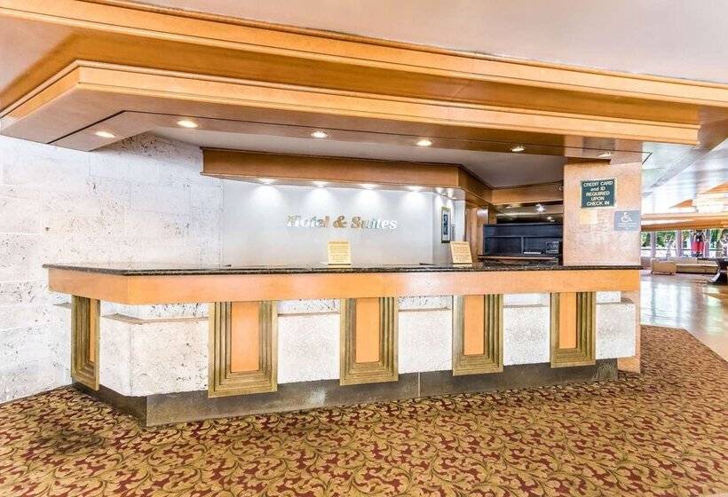 هتل Comfort Inn & Suites Downtown Brickell Port Of Miami