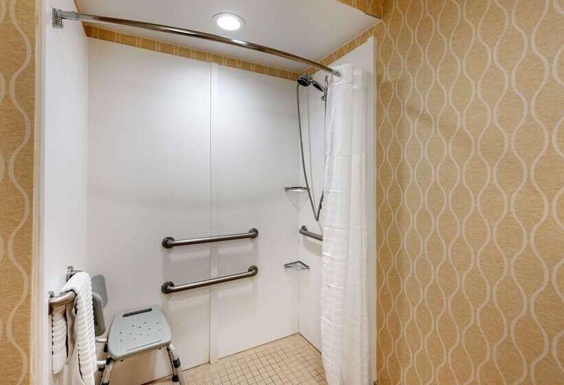 هتل Comfort Suites Chesapeake  Norfolk