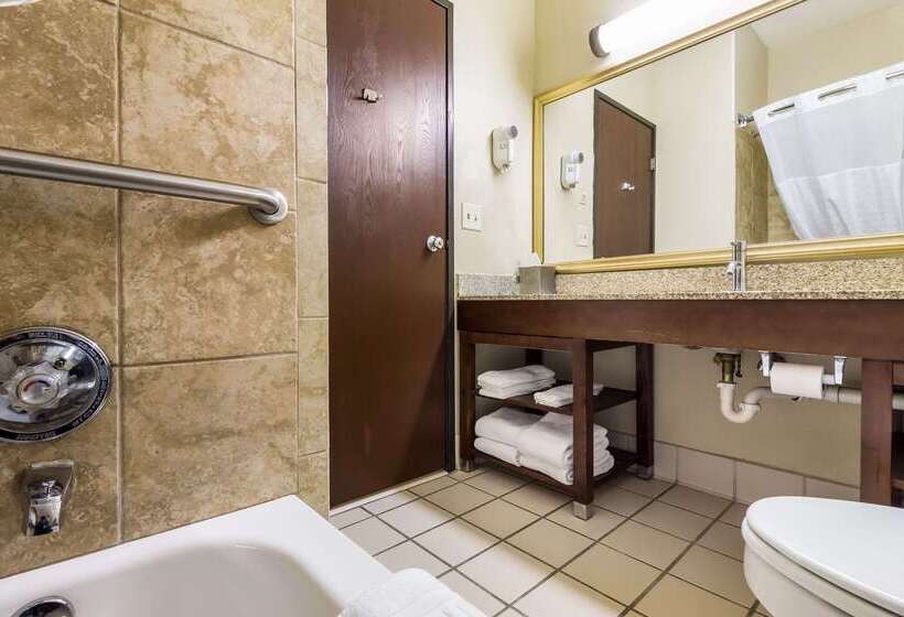 هتل Comfort Suites