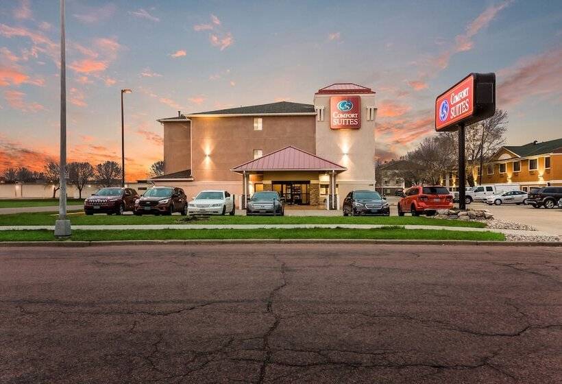 هتل Comfort Suites