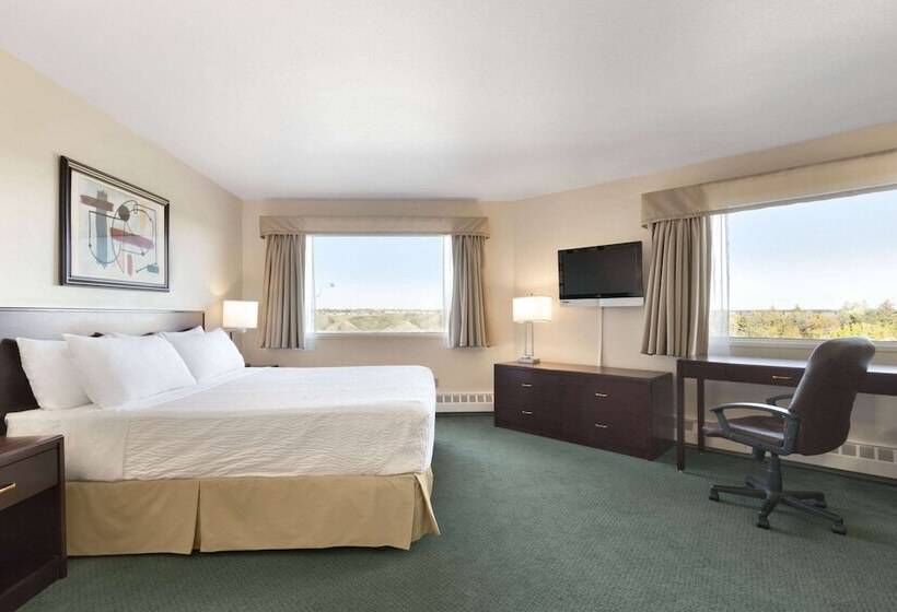 Отель Days Inn By Wyndham Lethbridge