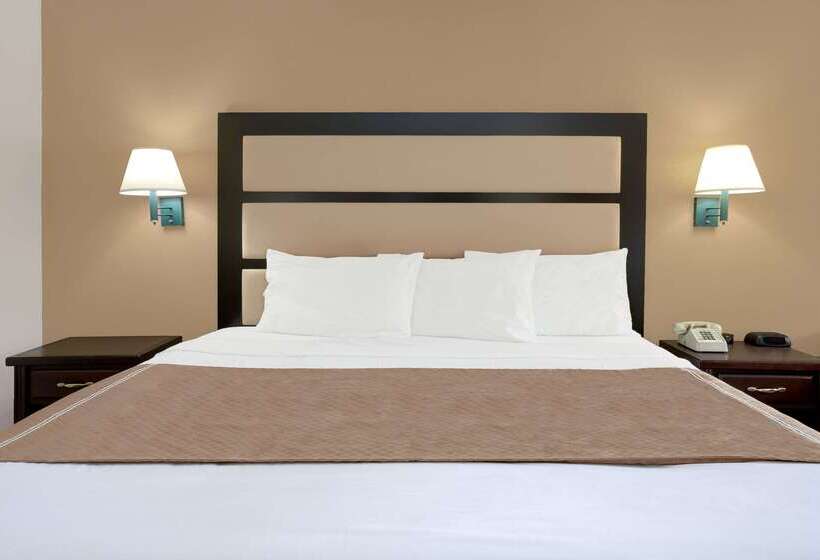 هتل Days Inn By Wyndham Macon I475
