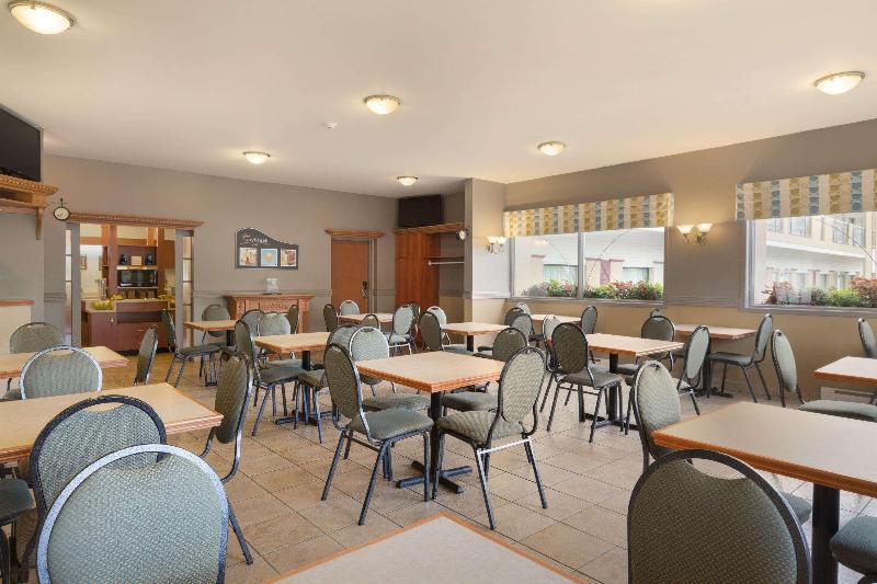 בית מלון כפרי Days Inn By Wyndham Riviereduloup
