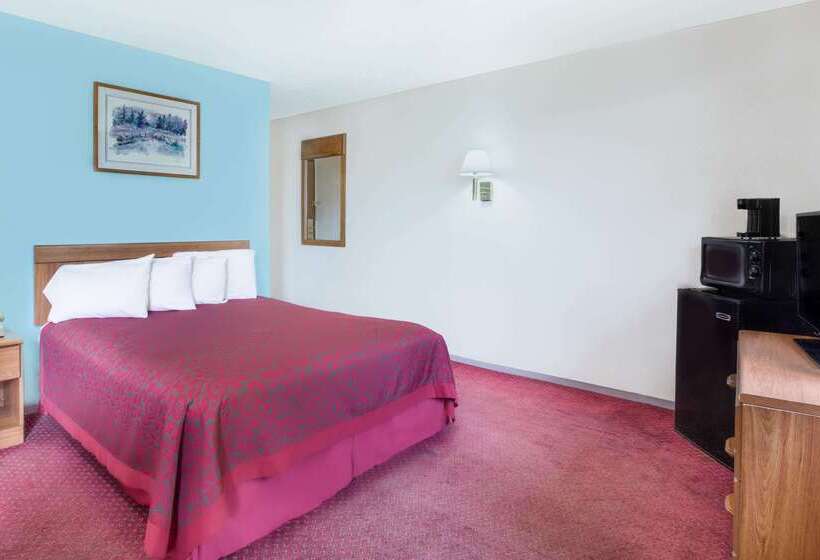 酒店 Days Inn By Wyndham Warrensburg