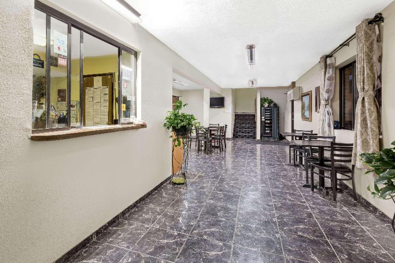酒店 Days Inn By Wyndham Warrensburg