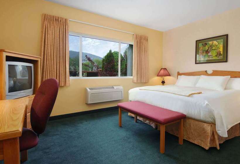 هتل Days Inn By Wyndham Penticton Conference Centre
