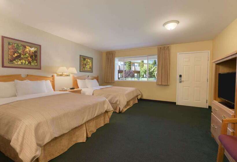 هتل Days Inn By Wyndham Penticton Conference Centre