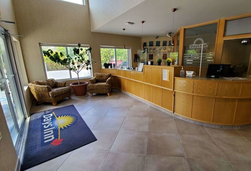 هتل Days Inn By Wyndham Penticton Conference Centre