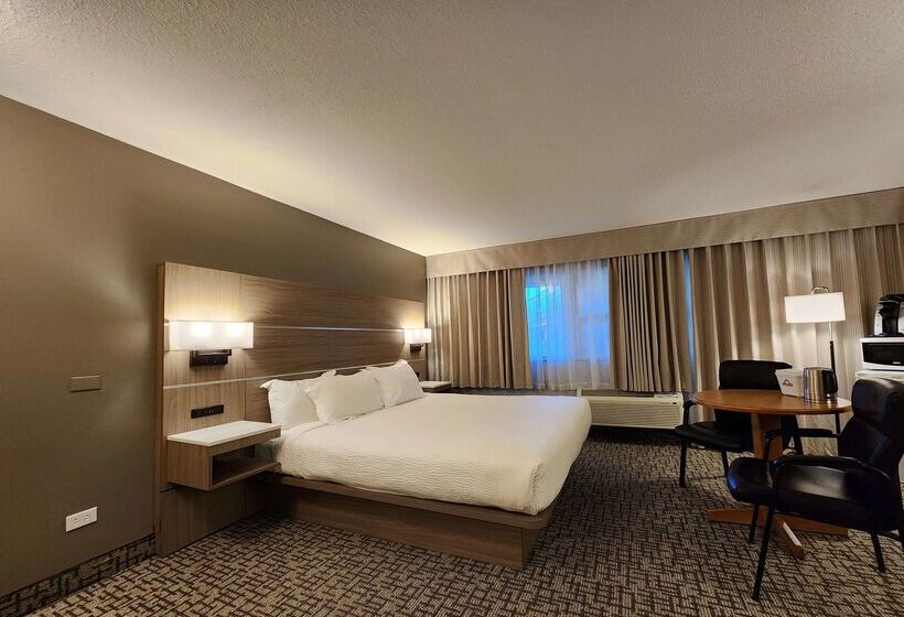 هتل Days Inn By Wyndham Penticton Conference Centre