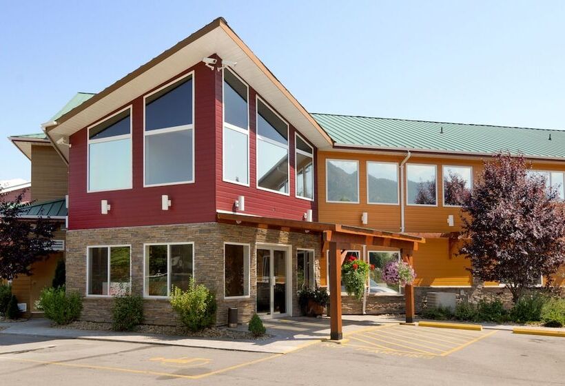 هتل Days Inn By Wyndham Penticton Conference Centre