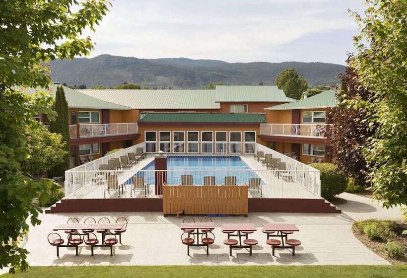 هتل Days Inn By Wyndham Penticton Conference Centre