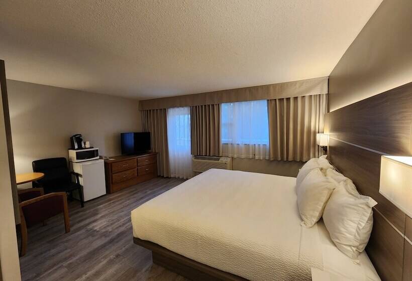 هتل Days Inn By Wyndham Penticton Conference Centre