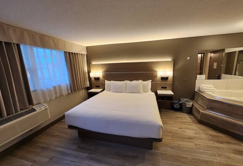 هتل Days Inn By Wyndham Penticton Conference Centre