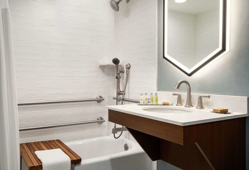 هتل Doubletree By Hilton Ocean City Oceanfront