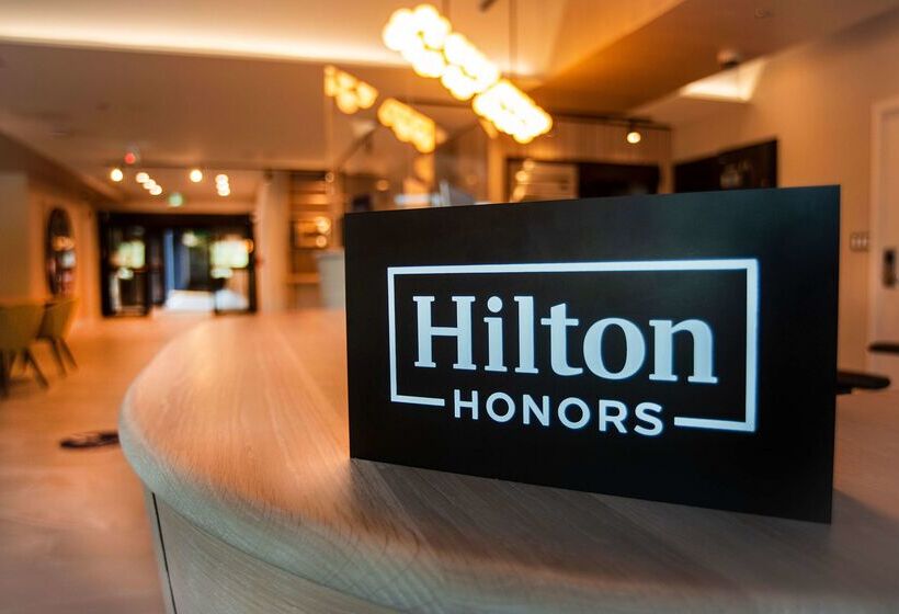 هتل Doubletree By Hilton St. John S Harbourview