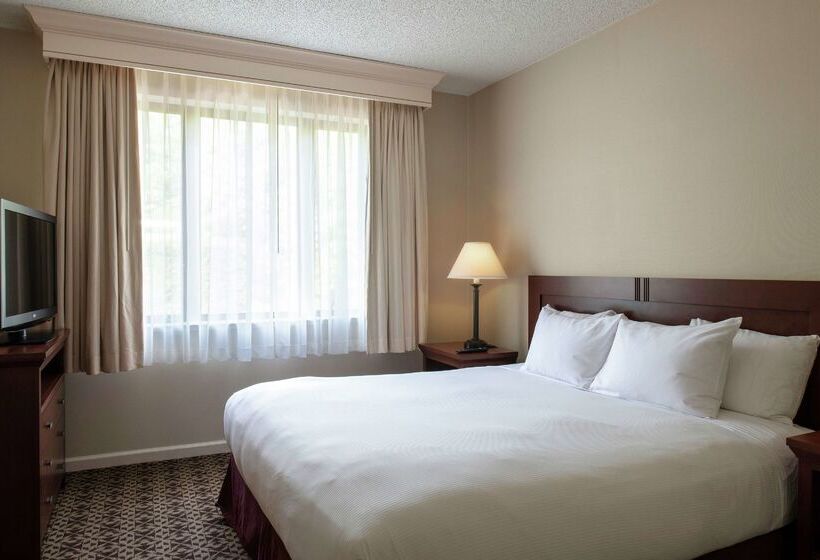 Hotel Doubletree Suites By Hilton Mt. Laurel