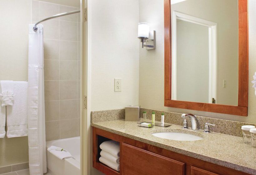 Doubletree Suites By Hilton Hotel Mt. Laurel