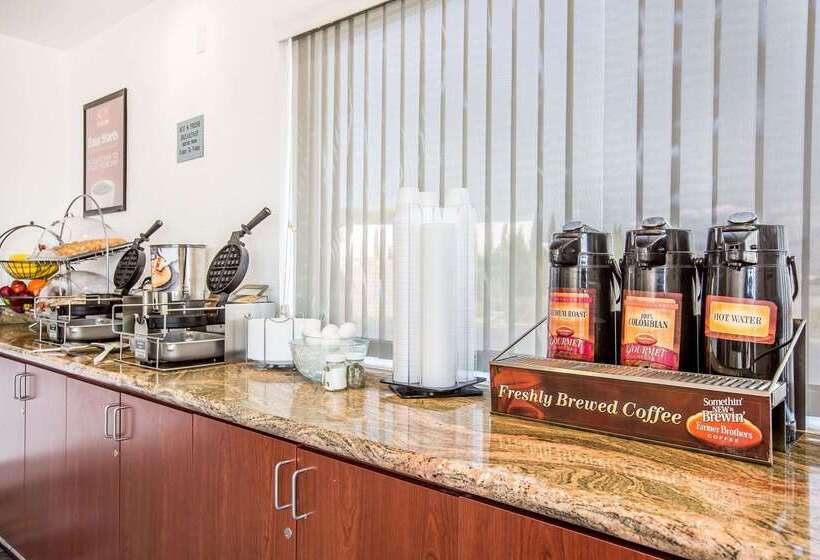 호텔 Days Inn By Wyndham Ridgecrest Near China Lake Naval Station