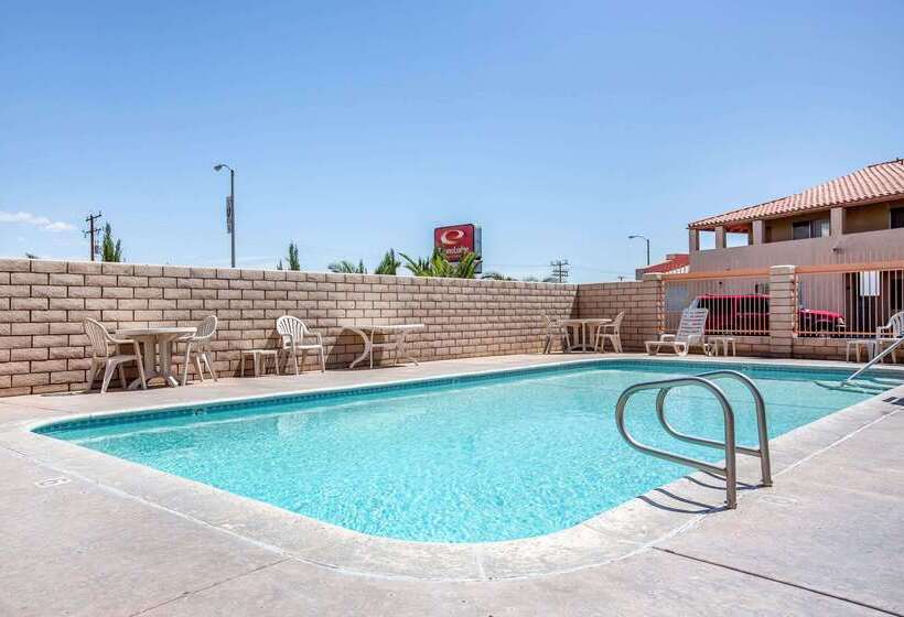 Hotel Econo Lodge Inn And Suites Near China Lake Naval Station