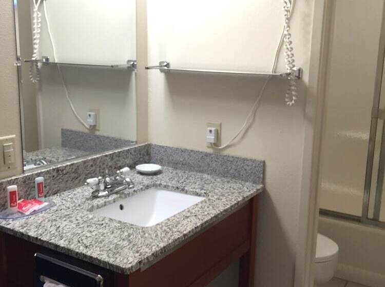 호텔 Days Inn By Wyndham Ridgecrest Near China Lake Naval Station