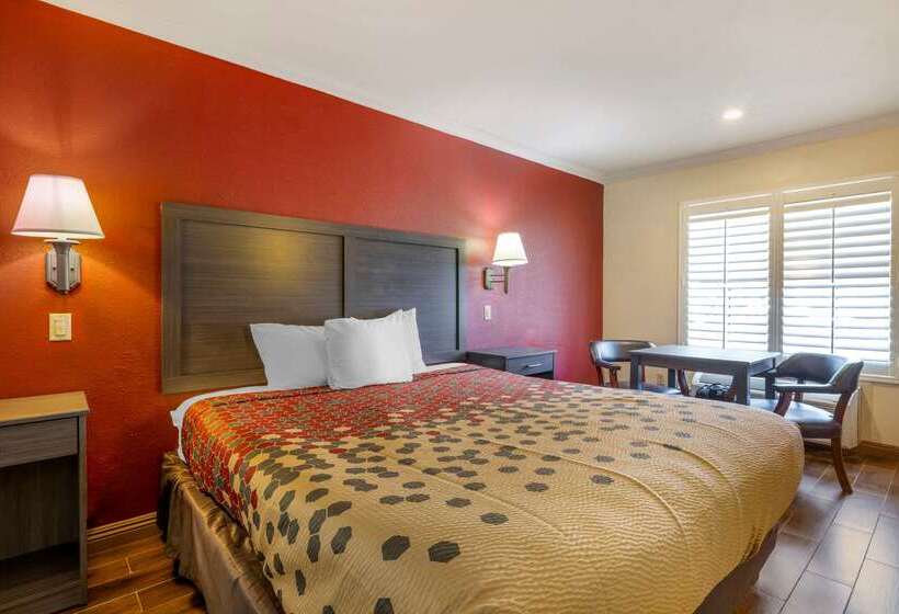 Отель Econo Lodge Moreno Valley