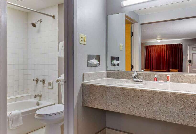 هتل Econo Lodge Wichita Falls Downtown