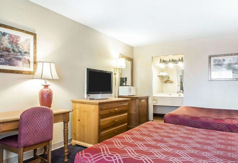 هتل Econo Lodge Springfield I44