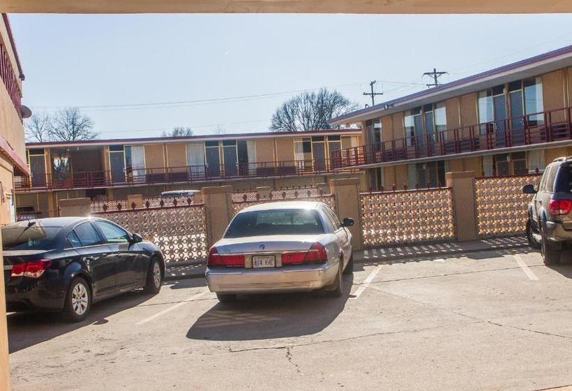 فندق Executive Inn Ponca City