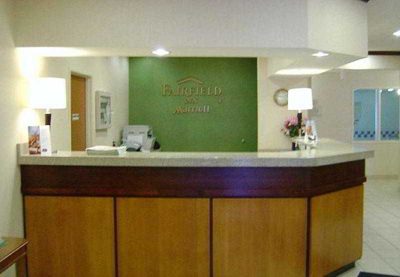 هتل Fairfield Inn Muncie