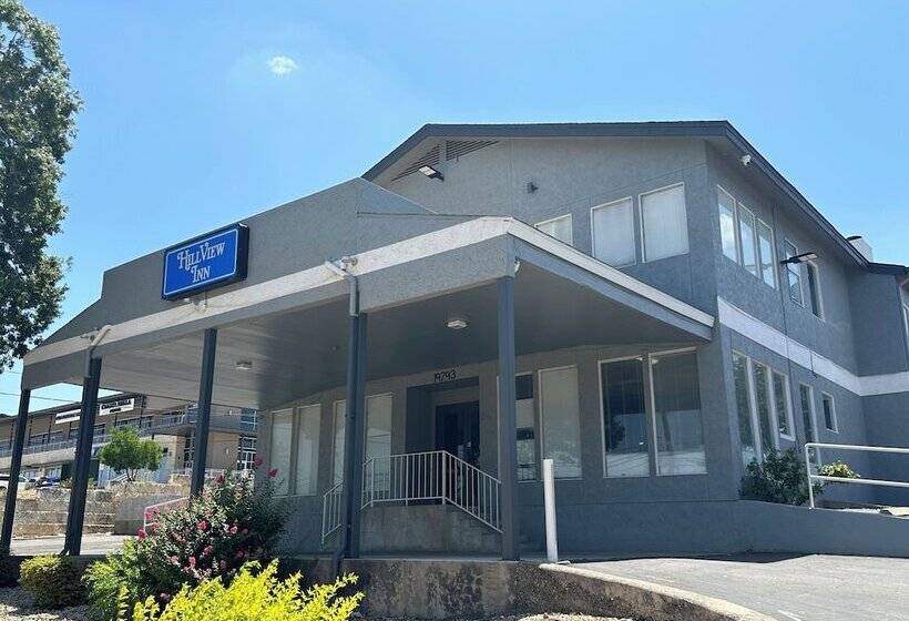 호텔 Hillview Inn At Six Flags Fiesta