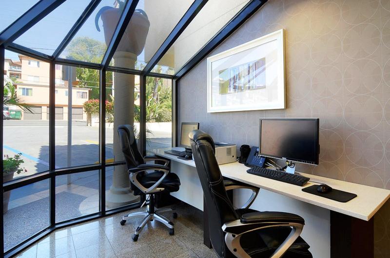 هتل Holiday Inn Express San Diego Airport Old Town, An Ihg