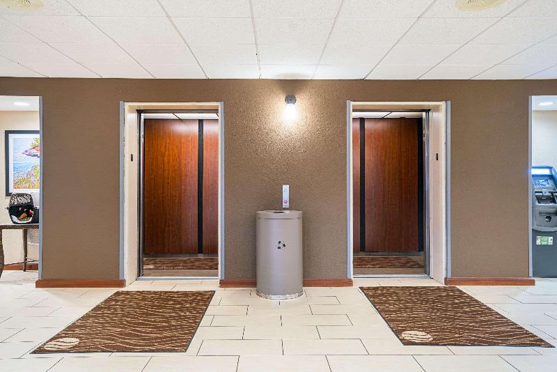 هتل Holiday Inn Express Rocky Mount Sports Center By Ihg