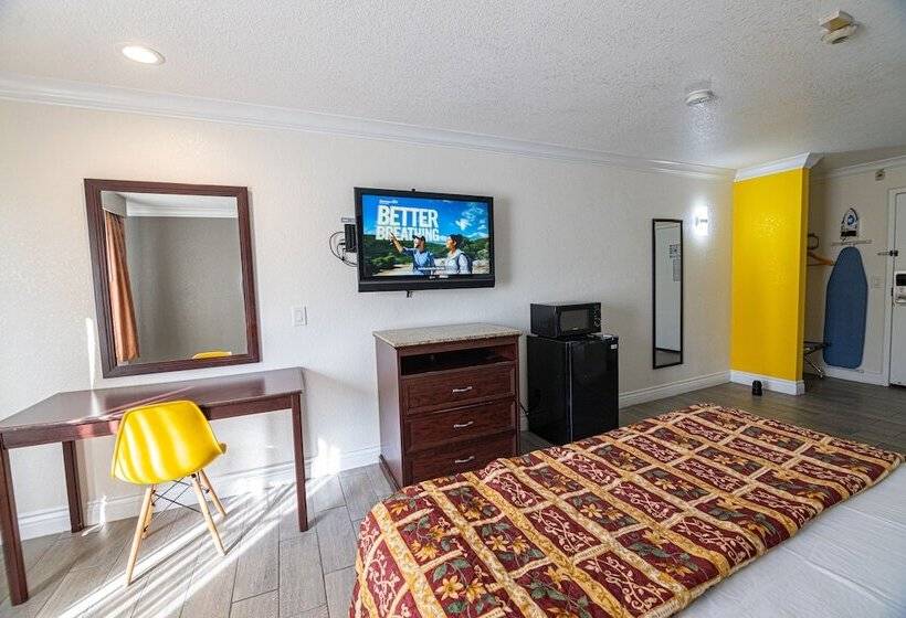 בית מלון כפרי Hospitality Inn