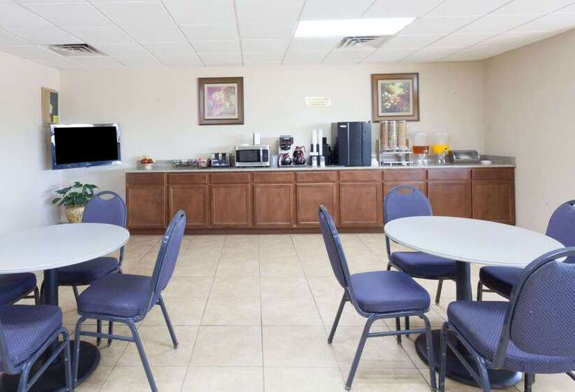 فندق Knights Inn Murfreesboro