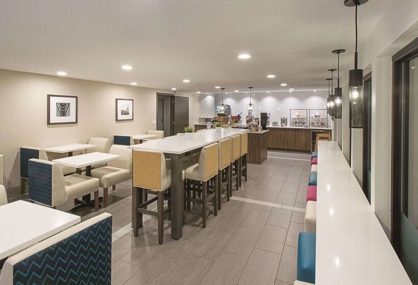 هتل La Quinta By Wyndham Portland Nw