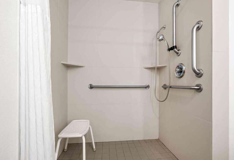 هتل La Quinta By Wyndham Portland Nw