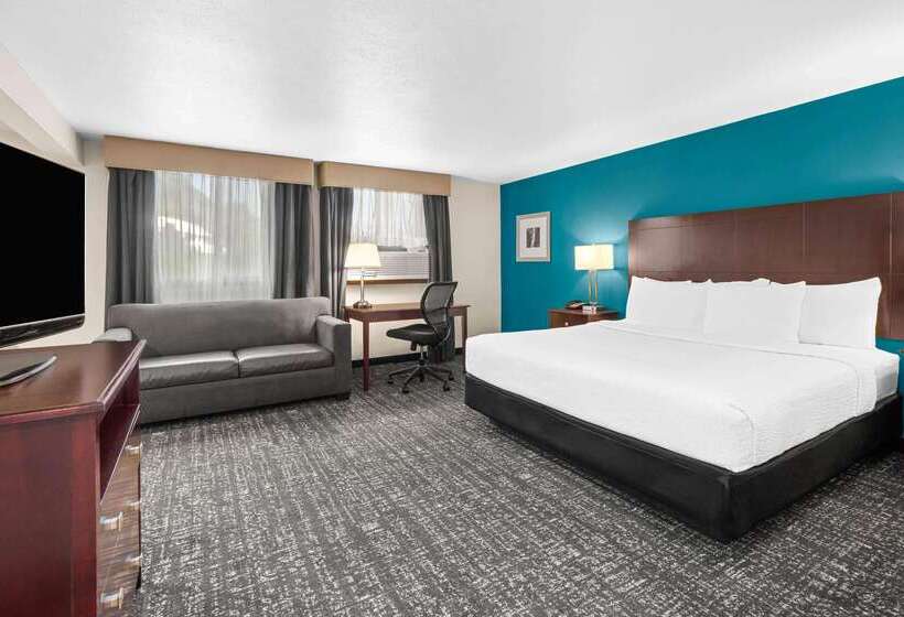 هتل La Quinta By Wyndham Portland Nw