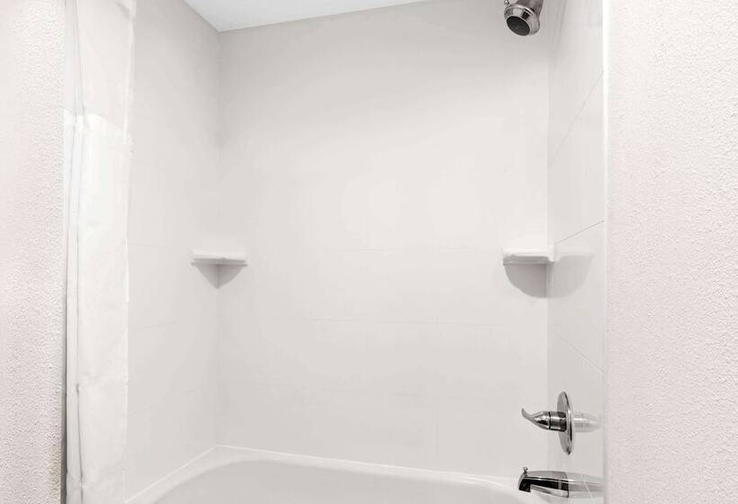 هتل La Quinta By Wyndham Portland Nw