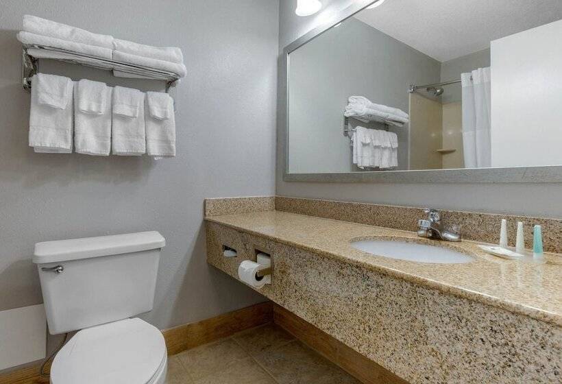 هتل Quality Inn Carolina Oceanfront