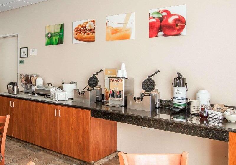 هتل Quality Inn Downtown Convention Center