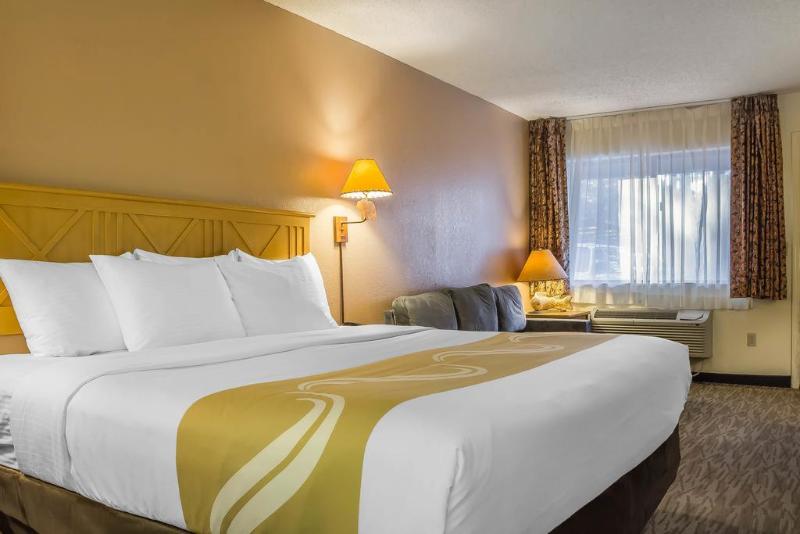 هتل Quality Inn Pinetop Lakeside
