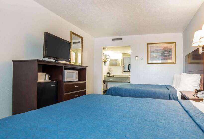 هتل Quality Inn