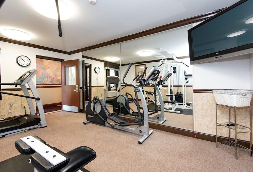 בית מלון כפרי Quality Inn & Suites Quakertown Allentown