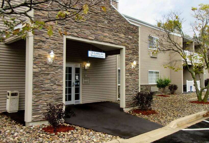 호텔 Quality Inn & Suites Red Wing