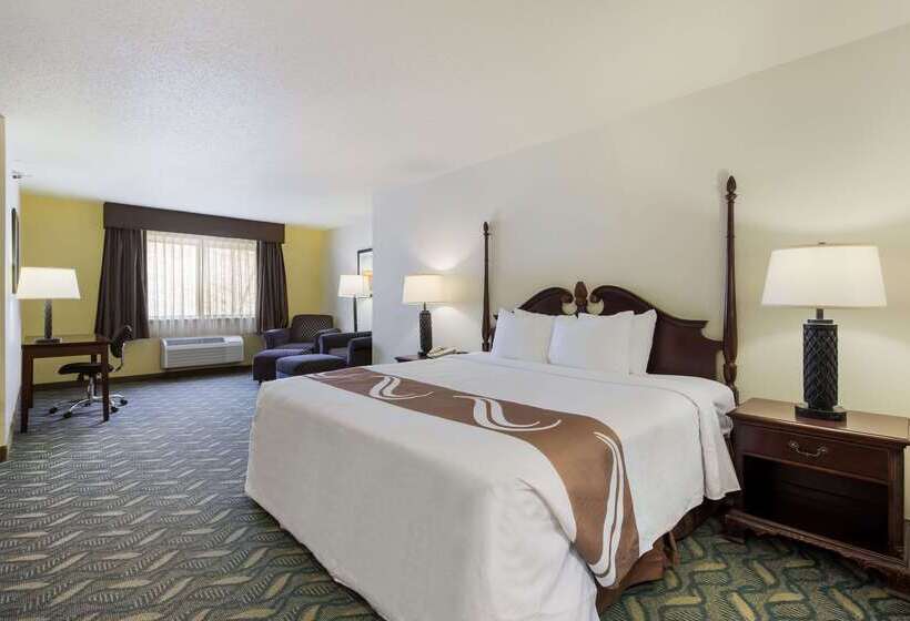 호텔 Quality Inn & Suites Red Wing
