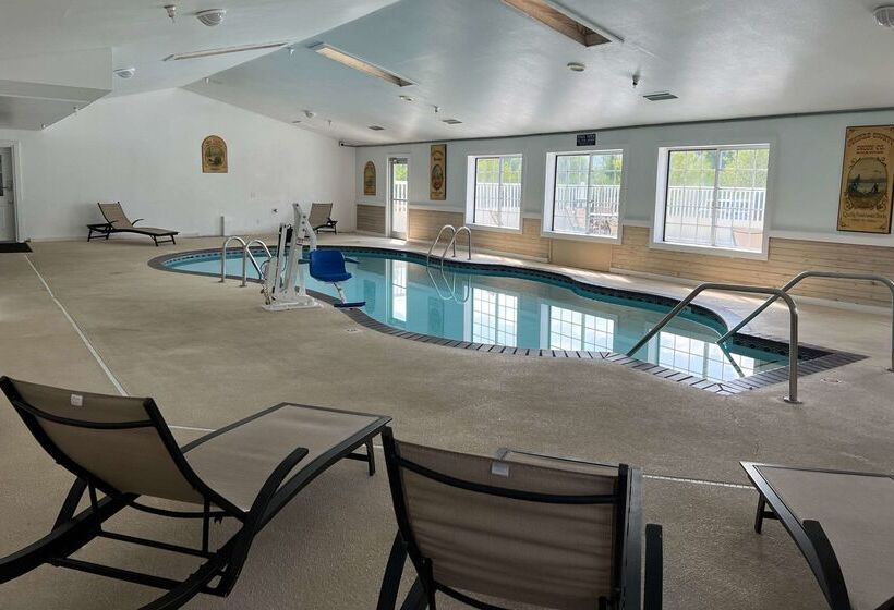 호텔 Quality Inn & Suites Red Wing