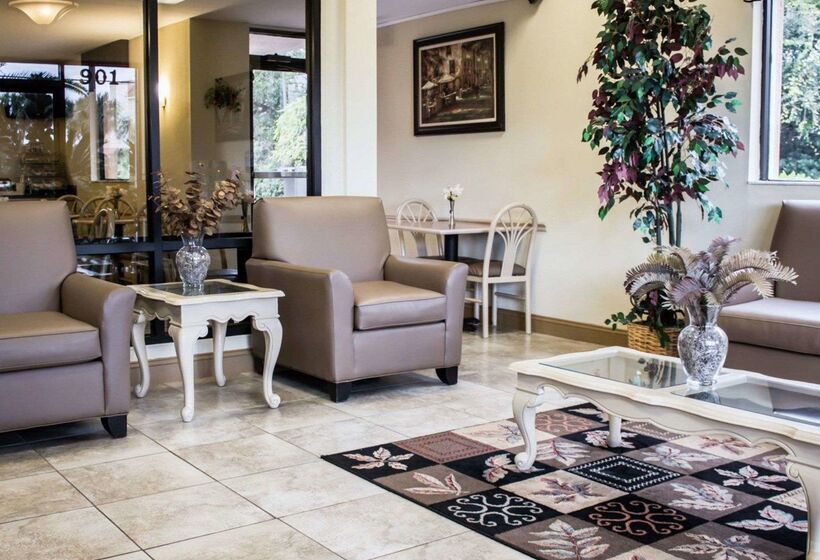 בית מלון כפרי Quality Inn & Suites St Augustine Beach Area