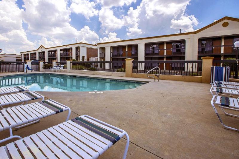 בית מלון כפרי Quality Inn Suwanee I85