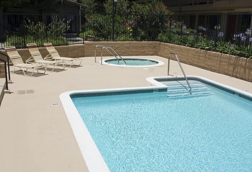 هتل Red Roof Inn San Dimas  Fairplex